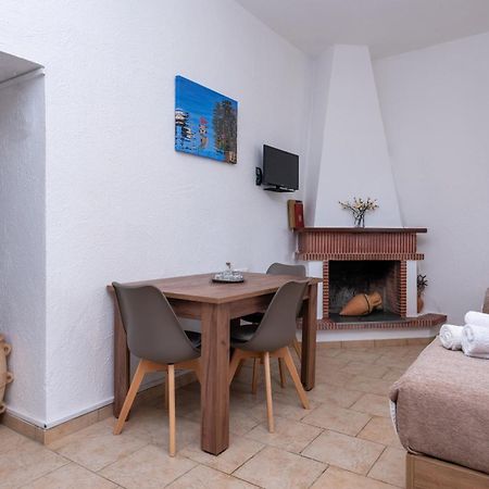 Atalanti Seaside Junior Suites Keratokampos Extérieur photo