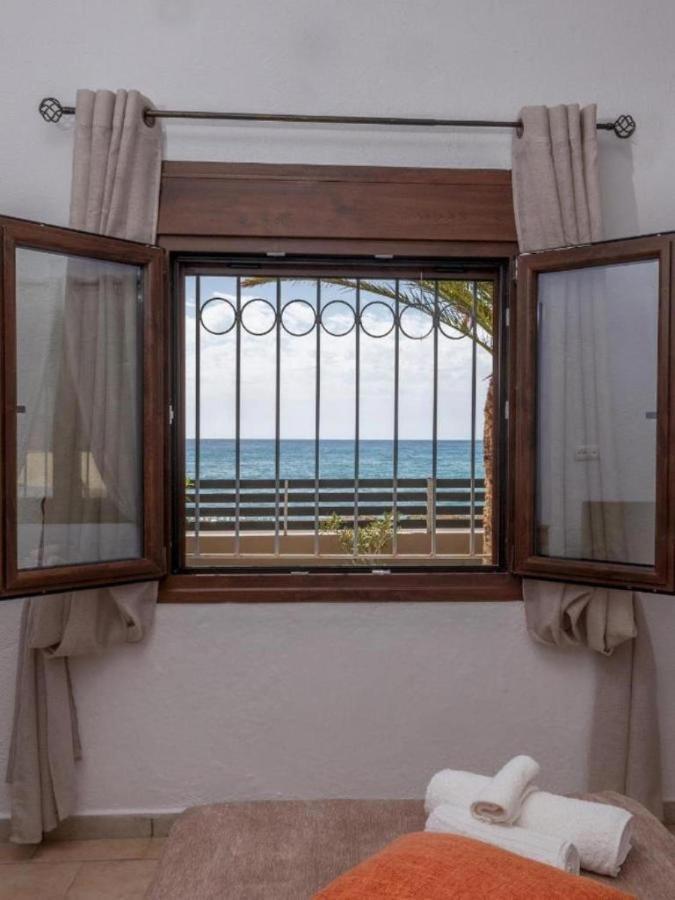 Atalanti Seaside Junior Suites Keratokampos Extérieur photo
