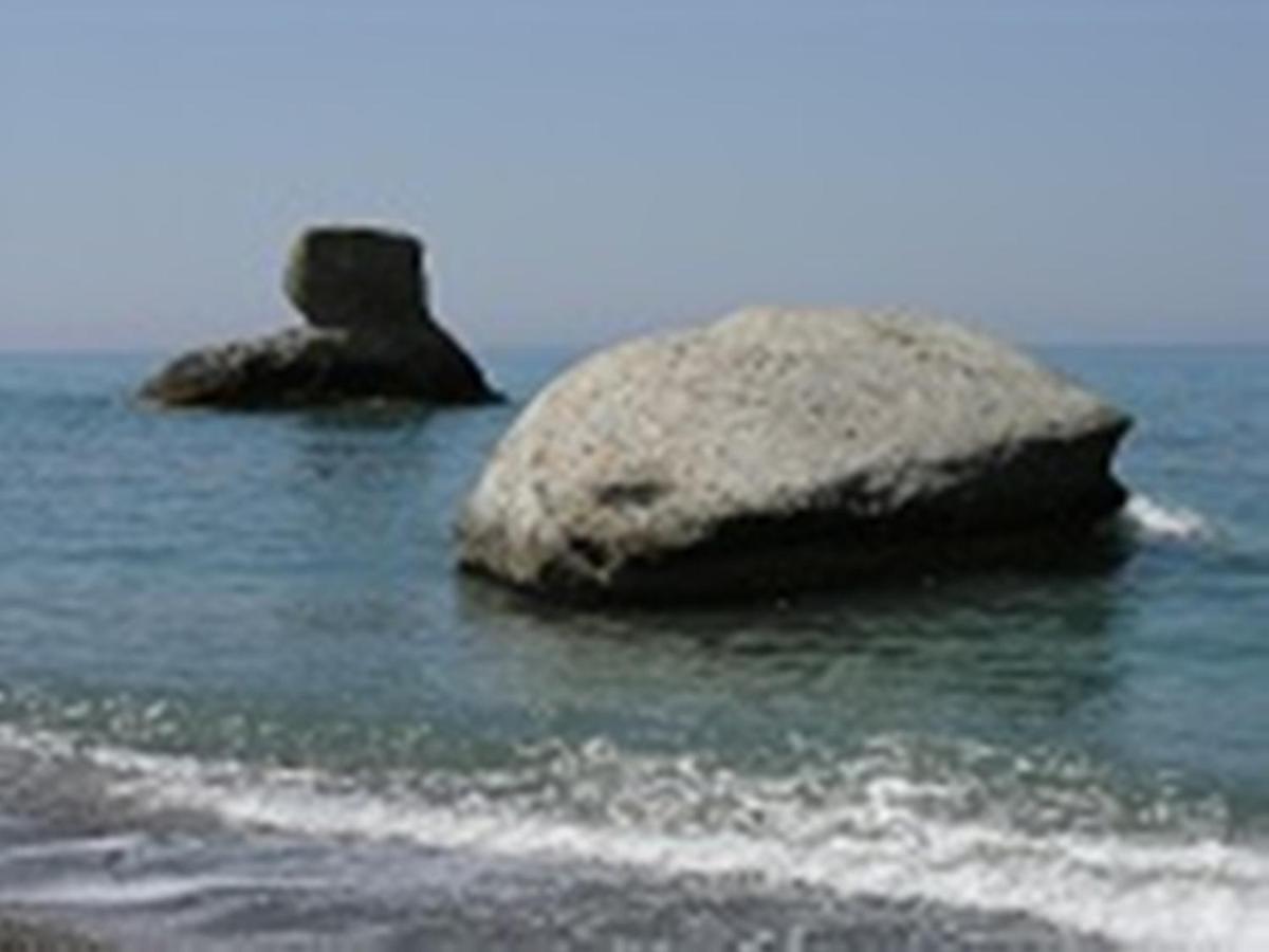 Atalanti Seaside Junior Suites Keratokampos Extérieur photo