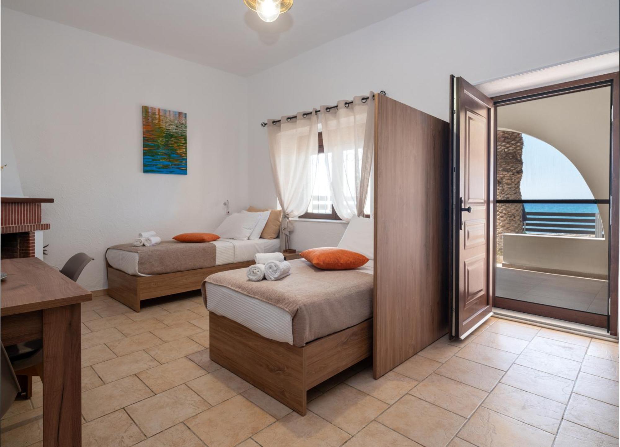 Atalanti Seaside Junior Suites Keratokampos Extérieur photo