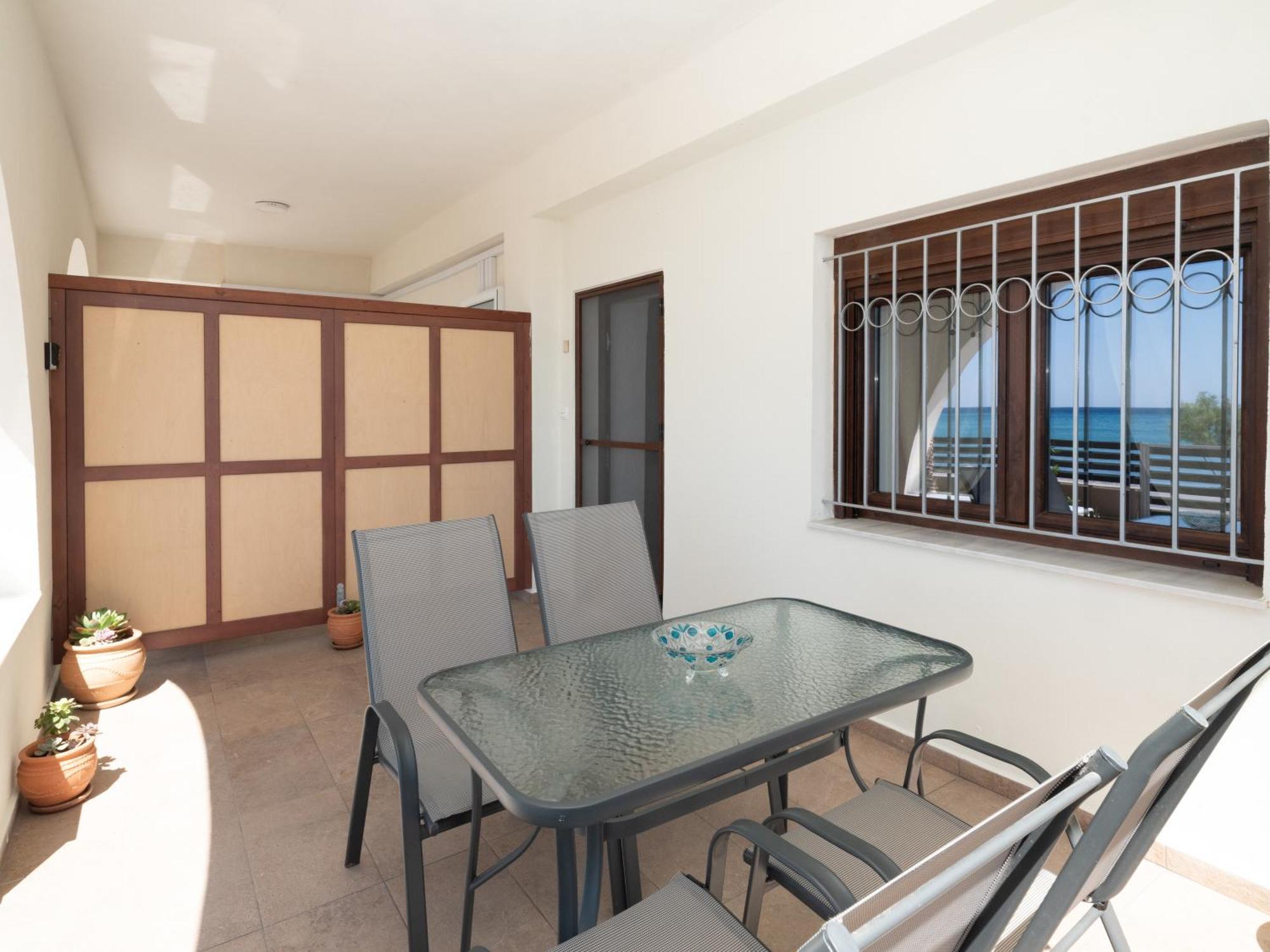 Atalanti Seaside Junior Suites Keratokampos Extérieur photo